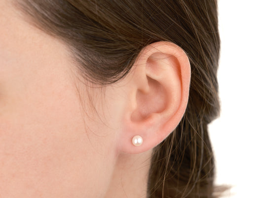 China Origin Akoya White Pearl AAA Earrings 5mm