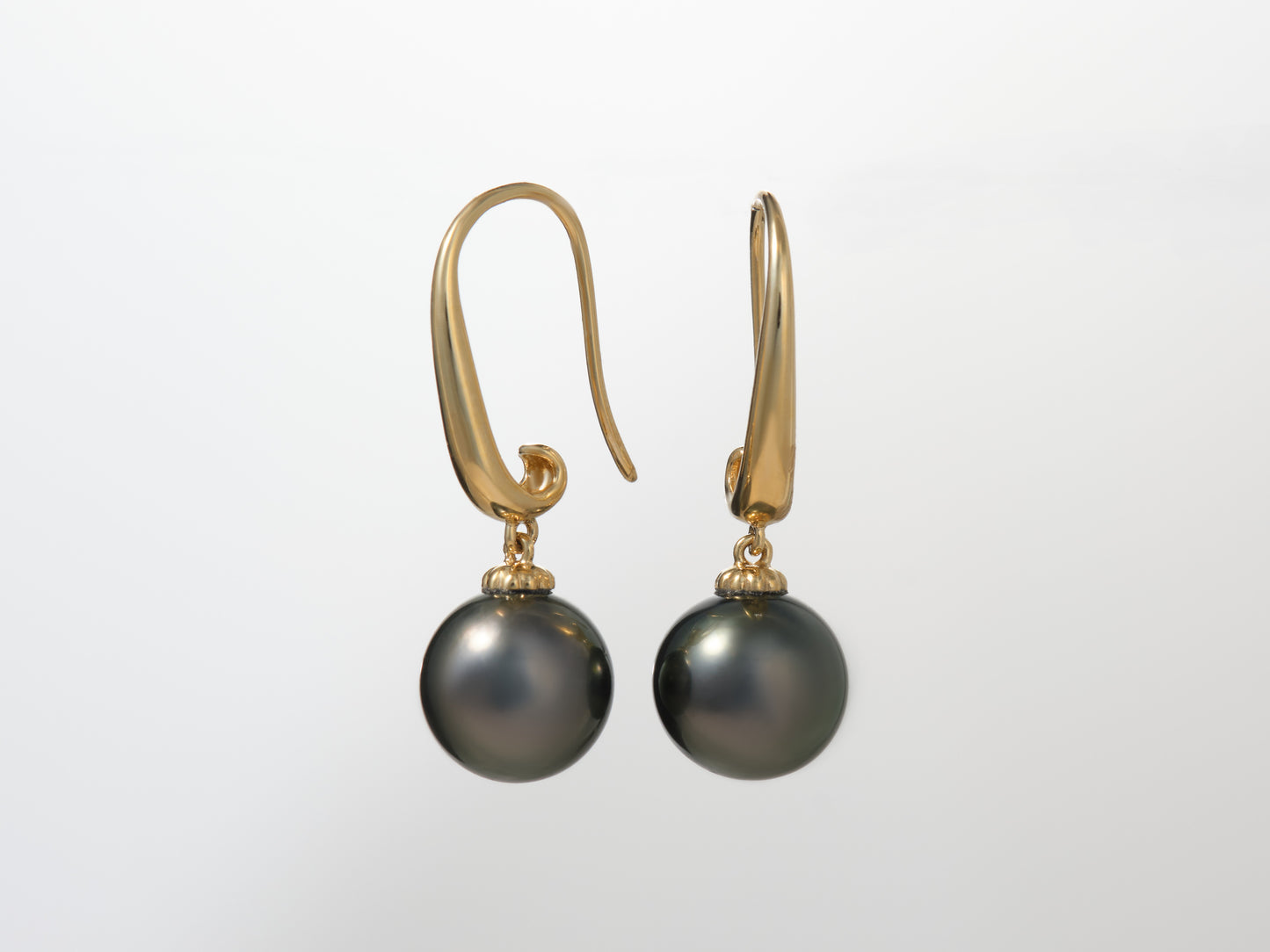Tahitian Pearl Dangle Earrings 9mm