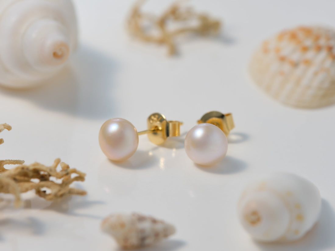 freshwater button pearls with solid 18k gold posts and butterfly backs