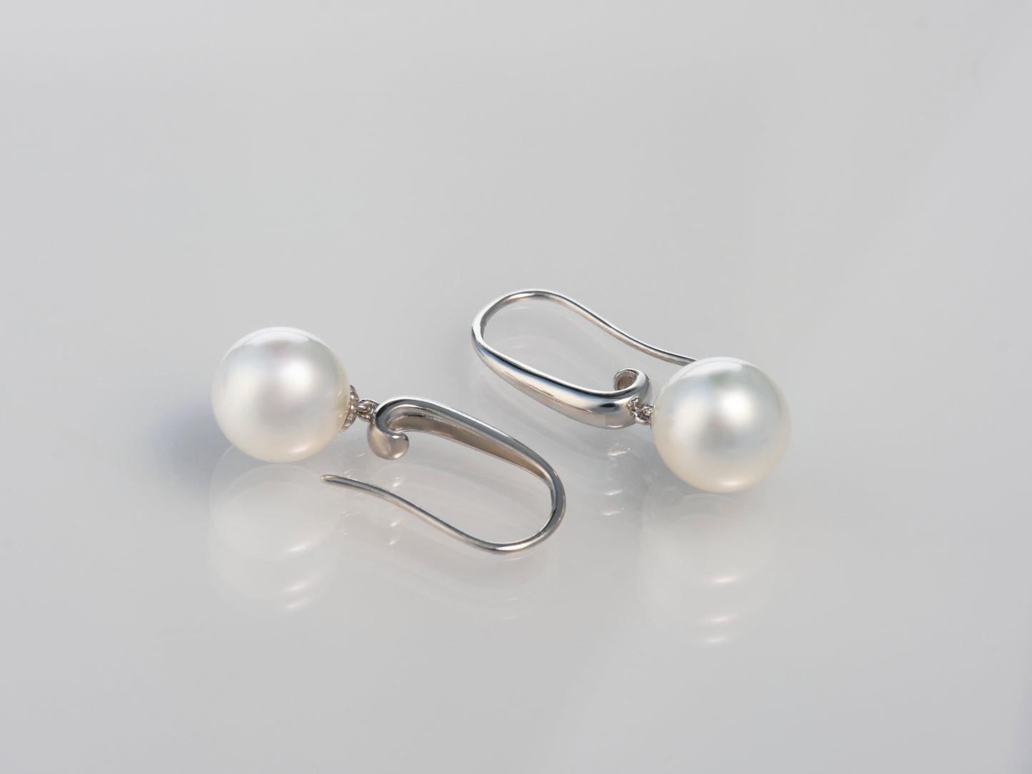 South Sea White Pearl Dangle Earrings 9.5mm